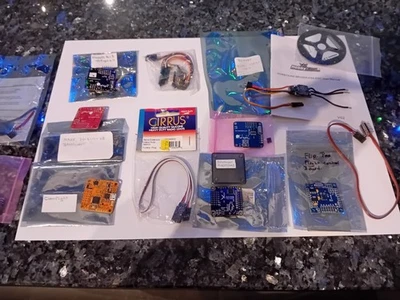 Drohne / FPV Flight Controller & ESC Bundle - Ideal für Bastler, Bauherren - Bild 1 von 4