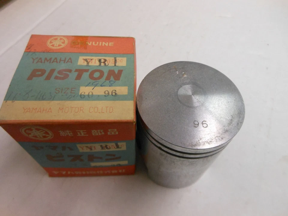 Новый из старых запасов Yamaha YR1 YR2 YR2C поршень 60,96 стандарт 168-11631-00-96 - Изображение 1 из 1
