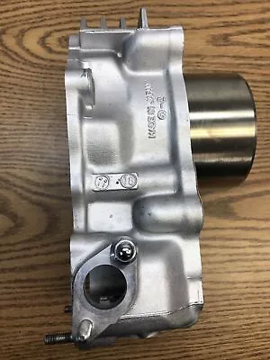 KAWASAKI VULCAN 750 1986-2006 CILINDRO MOTOR PARTE DELANTERA # 11005-1481 Foto 1 de 4