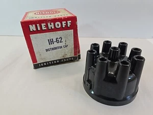 Niehoff Distributor Cap IH-62 (IH62) - 8 cylinder - NOS - Picture 1 of 4