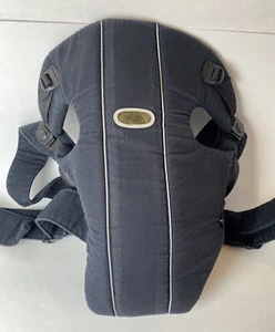 Baby Bjorn Infant Carrier Cotton Black for infants 7- 25 lbs Good Condition - Picture 1 of 6