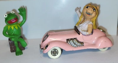 Vintage Sesame Street Corgi Miss Piggy / Kermit the Frog sesame street 1978 PVC Foto 1 de 4