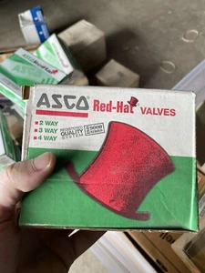 ASCO JKF8210G9HW, 3/4" Normally Closed Valve, 5-125 PSI HW Junction Box - Picture 1 of 3