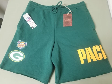 New Mitchell & Ness NFL Mens Green Bay Packers Game Day Shorts Cover