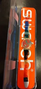 RELOJ SWATCH GARABATEADOR DE COLOR GK249 1997 33 mm ARTISTA KVETA PACOVSKÁ  - Imagen 1 de 6