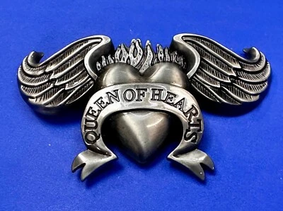 Reina de Corazones Alas de Ángel y Llamas Grande Tono Plata Recortado Hebilla de Cinturón Foto 1 de 4