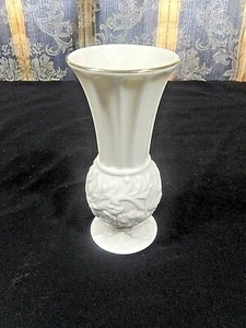 Lenox Bud Vase With Lower Pattern Gold Rimmed - Picture 1 of 3