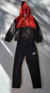 Nike Niños Cremallera Completa Sudadera con Capucha Joggers Pantalones de Sudadera Color Rojo y Negro 4!! - Imagen 1 de 12