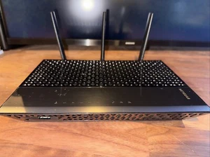 NETGEAR Nighthawk AC1900 Wi-Fi Mesh Extender - Black - Zdjęcie 1 z 3