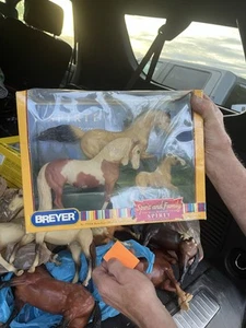 Vintage Breyer SPIRIT KIGER MUSTANG FAMILY - ACTION #751104 NIB unopened - Picture 1 of 1