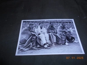 R! original 1936 Jesse Owens mit Sprinter Olympiade Berlin  Sammelbild Card - Picture 1 of 2