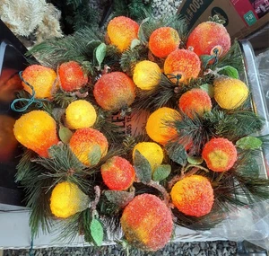 NEW IN BOX Fortune Share 18" X 18" Lighted Frosted Fruit Holiday Wreath - Picture 1 of 2