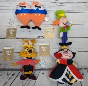 Alice in Wonderland D23 Exclusive Hatter Queen Plush Mary Blair 70th Anniversary - Imagen 1 de 2