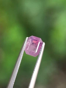 0.70 crt Beautiful Kashmir Purplish Sapphire - Picture 1 of 9