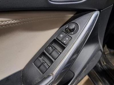 Interruptor de ventana de puerta delantera del lado del conductor Lh 2014 Mazda 6 Sku#4172149 Foto 1 de 4