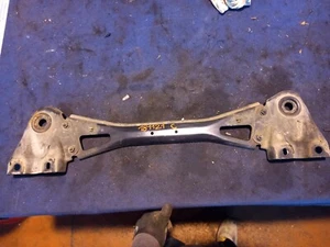 TRAVERSA ANTERIORE MOTORE Ford S-Max 1 serie 2006 - Imagen 1 de 5
