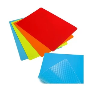 Alfombrillas de corte de agarre flexibles Norpro, juego de 4, multicolor - Imagen 1 de 6