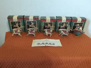 Vintage Hallmark Santa Claus and His Rentier Collection 1992 Set of 5 Ornaments - Bild 1 von 24