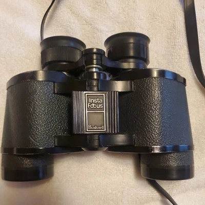 Bushnell Zoom Insta-Focus BINOCULARS 7X35  Sportview - Image 1 of 4