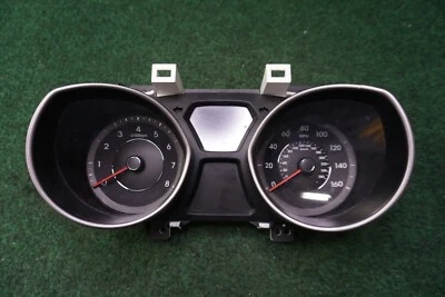 Hyundai Elantra SE 2015 velocímetro medidor grupo fabricante de equipos originales 940043Y010 92.394 k millas Foto 1 de 4