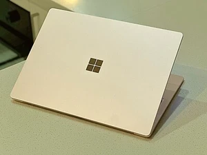 Microsoft Surface Rose intel®Core™i7*10th Gen*256GB SSD*16GB*WINDOWS 11Pro#3227 - Picture 1 of 15