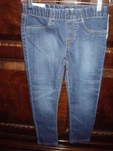 T6 Neu mit Etikett Mädchen Größe 6 OshKosh B'gosh Denim Jeggings Jeans elastischer Bund UVP $ 34 - Bild 1 von 4