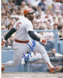 GEORGE SCOTT BOSTON RED SOX ACTION SIGNED 8x10 - Picture 1 of 1