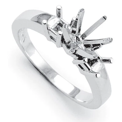 950 Platinum Engagement Ring Setting for Round or Princess Diamonds #R1640. - Image 1 of 4