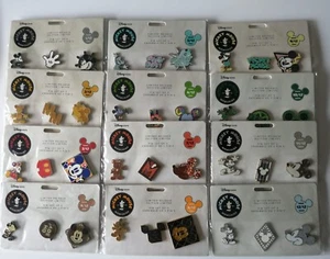 Mickey Mouse Memories Pin Set - Disney Store - Limited Edition - Complete set. - Foto 1 di 13
