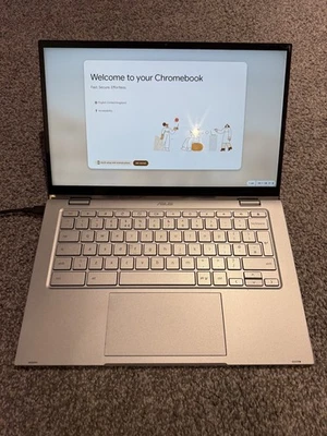 ASUS Chromebook C433T - Core M3-8100Y 1.1GHz - 8GB DDR3 - 4GB Storage - Image 1 of 4