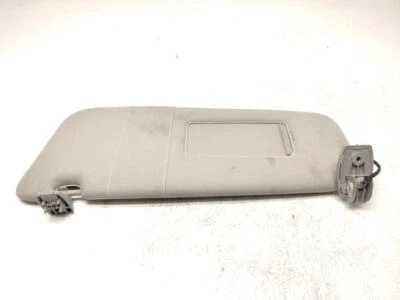 2004-2010 BMW 5-Series Driver Side Sun Visor OEM 51167122863 Foto 1 de 4