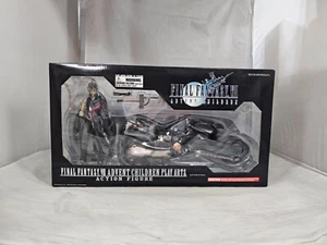 FINAL FANTASY VII Advent Children Cloud Strife & Fenrir Wolf PLAYARTS PVC figure - Picture 1 of 6