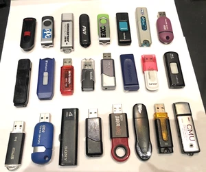 24 ASSORTED USED USB THUMBDRIVES - VARIOUS SIZES AND MANUFACTURERS - Photo 1/1