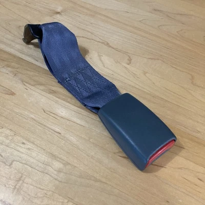 1996 Honda Civic DX Hatchback Rear Seatbelt Buckle  04823-S00-A00ZB Foto 1 de 4