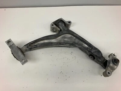 Brazo de control inferior delantero izquierdo Volvo XC90 XC60 16-22 32246811 Foto 1 de 4