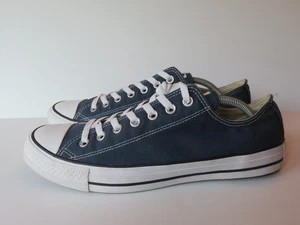MINT Converse Chuck Taylor All Star Shoes Mens 11 Navy Blue Canvas Low Top M9697 - Picture 1 of 10