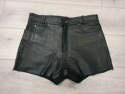 BNWOT Vintage Trufit Black Genuine Real Leather Jeans Style Shorts Size 12 - image 1 of 4