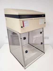 Astecair 3000L Auftisch Ductless Rauch Schrank Labor - Bild 1 von 20