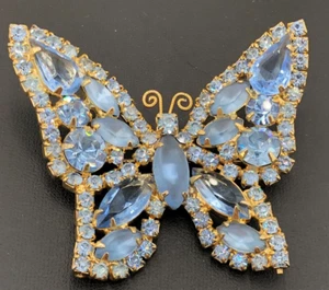 Spilla farfalla strass blu vintage anni 60 MCM pietre smerigliate non firmata bianca? - Foto 1 di 8
