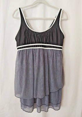 Long Swim Top ONLY Scoop Neck Built-in Bra Tiered Skirt Black & White XL  #14987 - Image 1 of 3