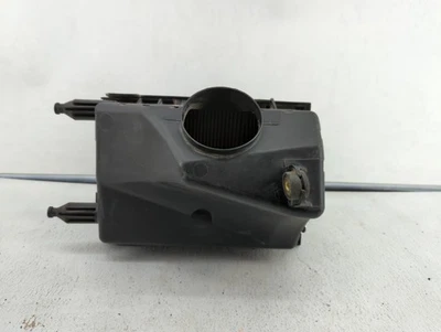 2001-2004 Mazda Tribute Air Cleaner Intake-duct Hose Tube M3LDJ - Image 1 of 4