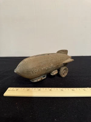 Banco de dirigible Hubley de hierro fundido de Los Ángeles años 20 zeppelín vintage Foto 1 de 4