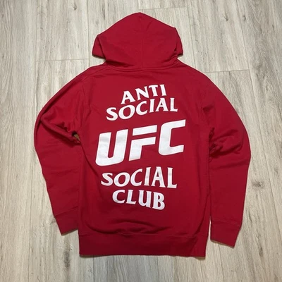 Sudadera con Capucha Anti Social Social Club × Edición UFC Roja y Blanca Talla Mediana Pequeña Foto 1 de 4