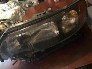 VOLVO 60 Series Driver Left Headlight Assembly for 01-04 models - Foto 1 di 4