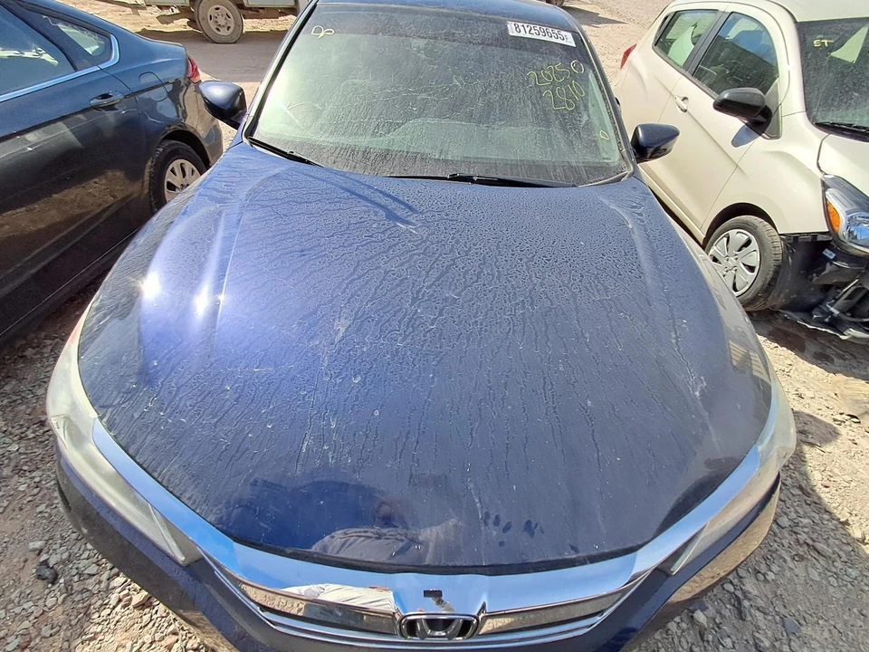 Used Fuel Tank fits: 2017 Honda Accord Sedan 2.4L AT CVT Canada emissions Grade Foto 1 de 4