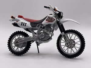 Maisto Honda XR 400R Dirt Bike 1:18 Scale Motocross Motorcycle!
