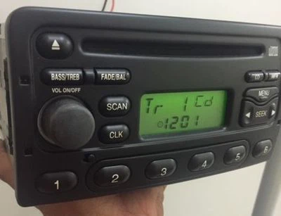00-04 REPRODUCTOR DE CD RADIO AM/FM ESTÉREO FORD FOCUS OEM DISCO Foto 1 de 2