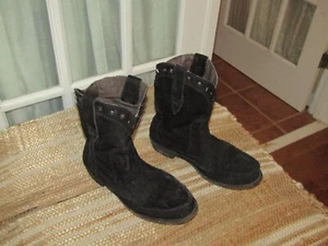 Liberty Black Ankle Boot Classic Black Suede 71261 Women's size 9 made in Mexico - Picture 1 of 11