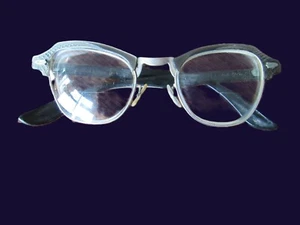 Vtg Womens Bausch & Lomb 5 1/4 Cat Eye Eyeglasses Frames Black Silver - Picture 1 of 10