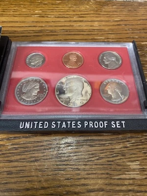 1980 S Proof Set US Mint Uncirculated Coin Set - Image 1 of 3